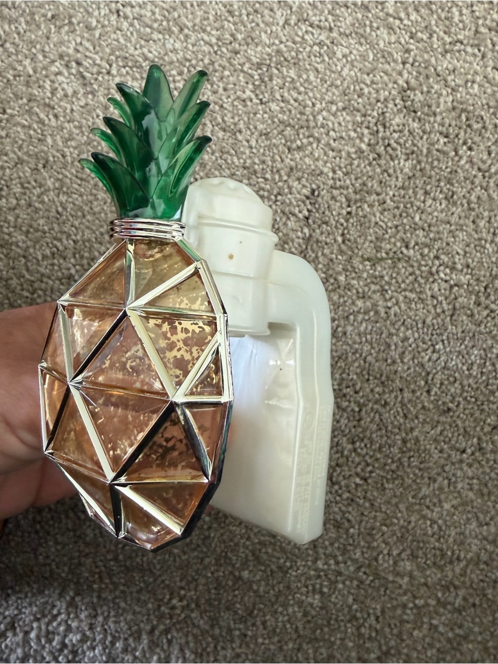 bath and body works pineapple wallflower plug in with nightlight - Picture 2 of 5